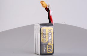 fpv比賽競(jìng)速無(wú)人機(jī)電池1550mAh150C22.2V6S1P-TATTU-R-LINE5.0 fpv比賽競(jìng)速無(wú)人機(jī)電池1550mAh150C22.2V6S1P-TATTU-R-LINE5.0