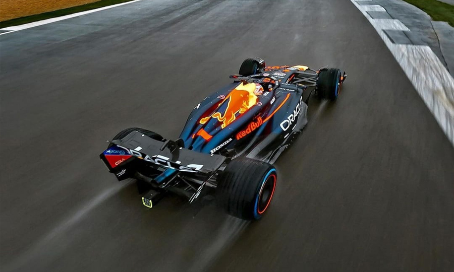 全球最快速無人機_VS_F1賽車誰是最終贏家？